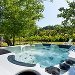 Lovely With Jacuzzi * Veligolji
