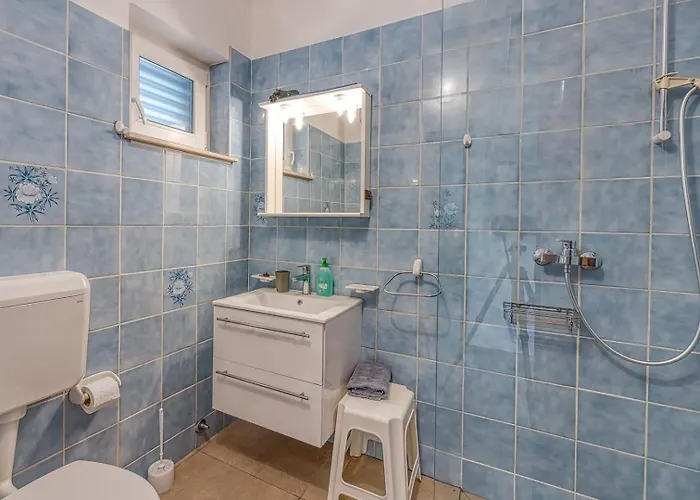 Lovely With Jacuzzi 펜션